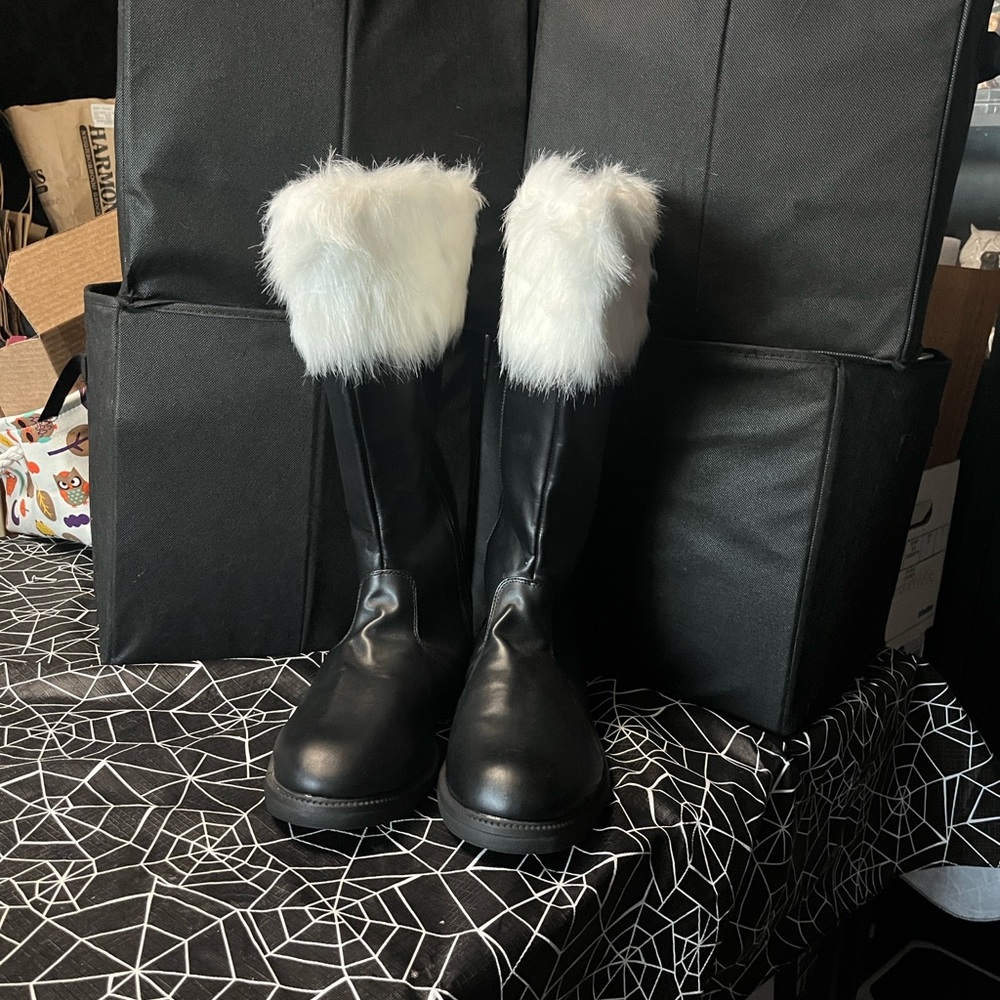 Black Boots with White Fur Trim